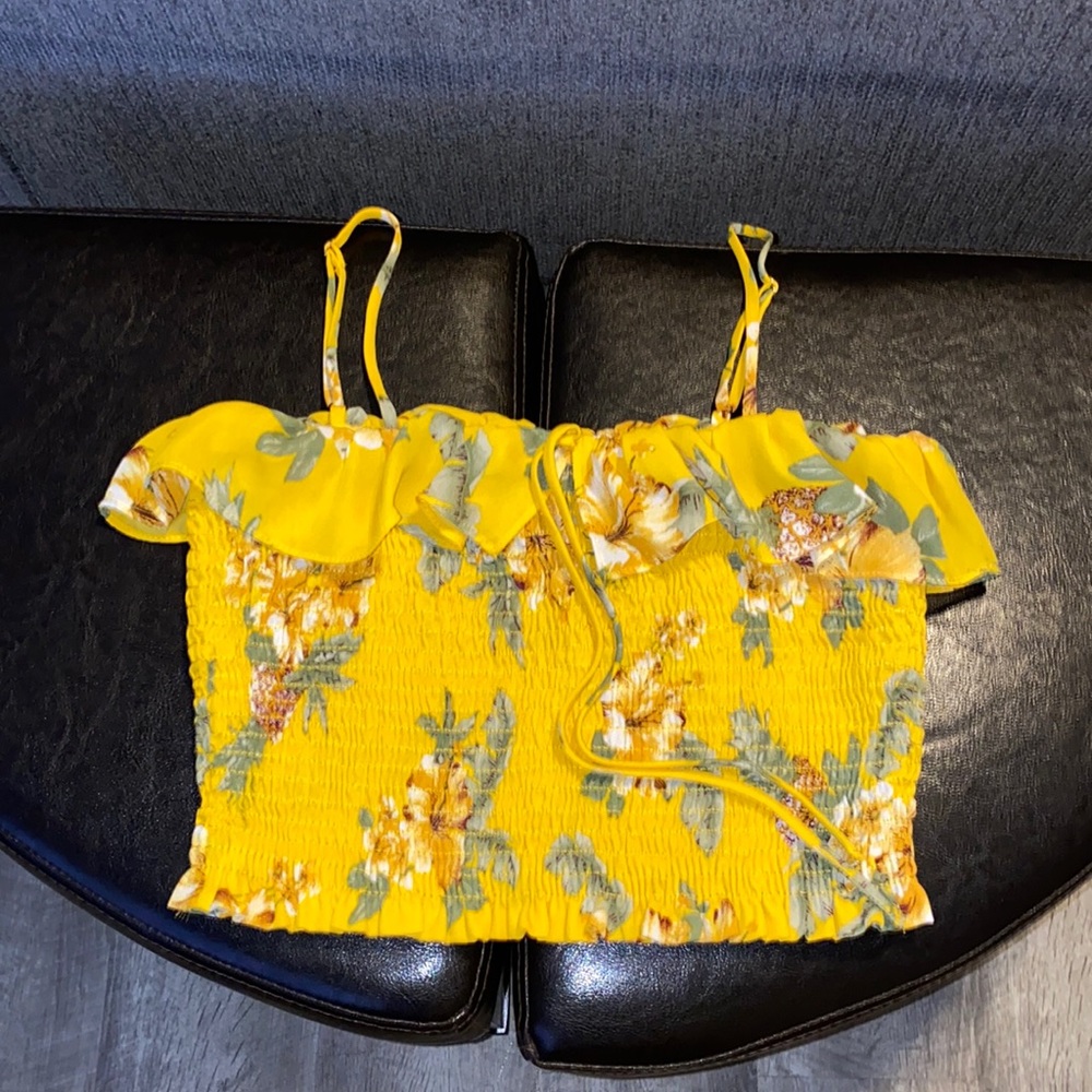Women Crop Top